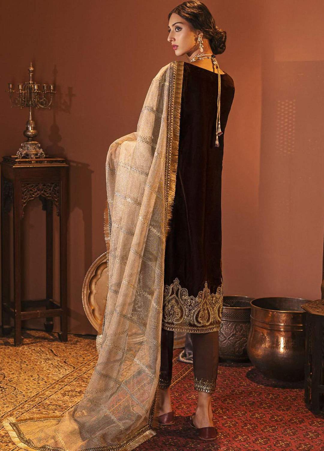 Motifz Embroidered Velvet Suits Unstitched 3 Piece MT22FV 3172 MANHA - Luxury Festive Collection