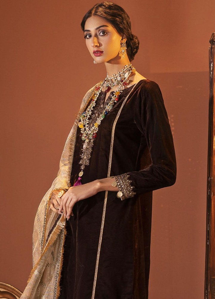 Motifz Embroidered Velvet Suits Unstitched 3 Piece MT22FV 3172 MANHA - Luxury Festive Collection