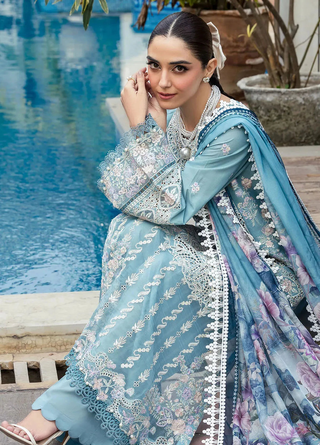 Motifz Embroidered Lawn Suit Unstitched 3 Piece MT25PL 5301 - Summer Collection