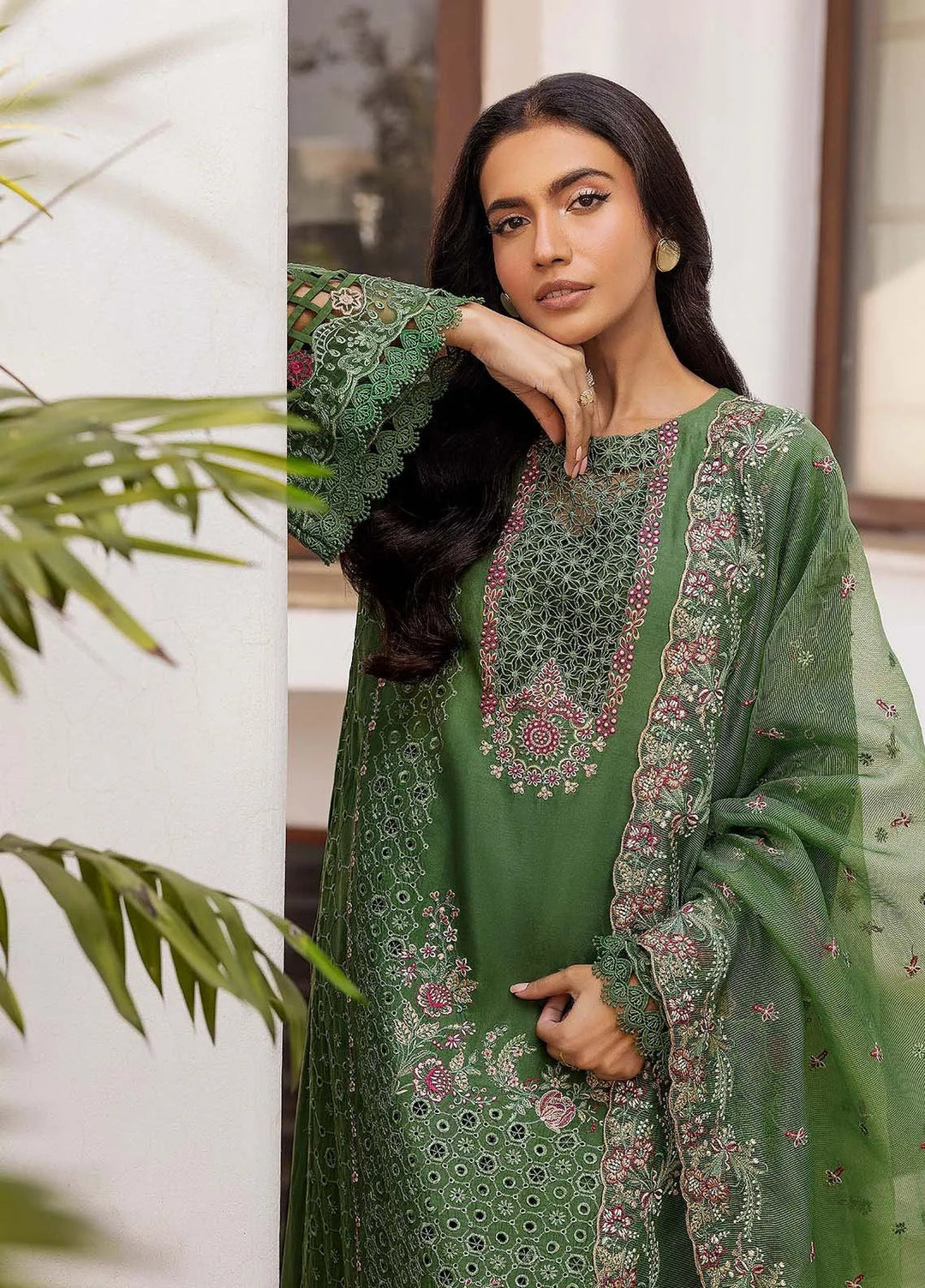 Motifz Embroidered Lawn Suit Unstitched 3 Piece MT25PL 5303 - Summer Collection