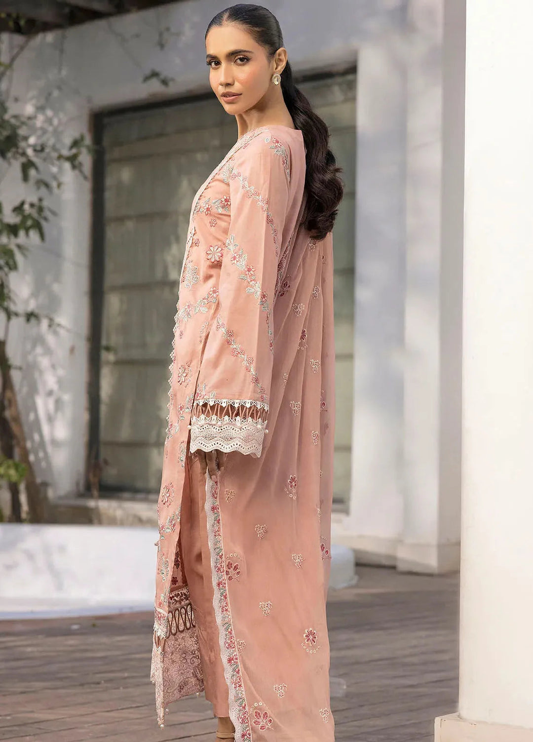 Motifz Embroidered Lawn Suit Unstitched 3 Piece MT25PL 5309 - Summer Collection
