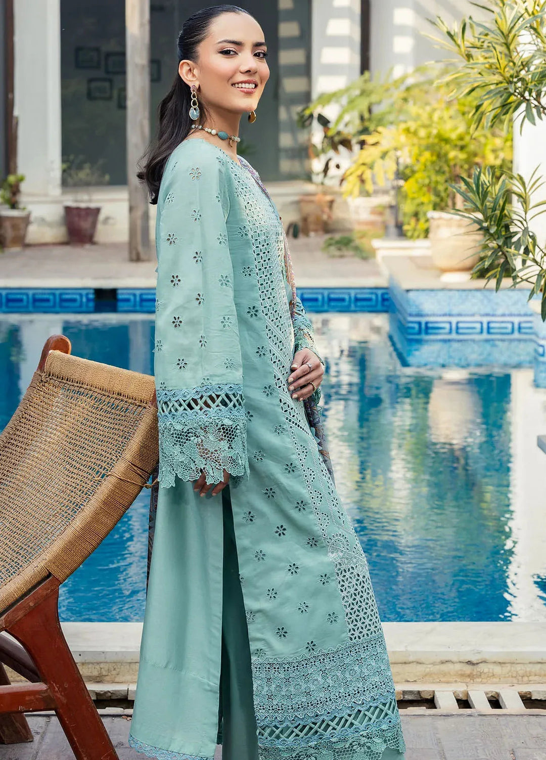 Motifz Embroidered Lawn Suit Unstitched 3 Piece MT25PL 5328 - Summer Collection