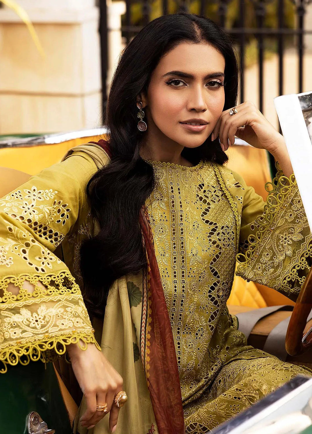 Motifz Embroidered Lawn Suit Unstitched 3 Piece MT25PL 5329 - Summer Collection