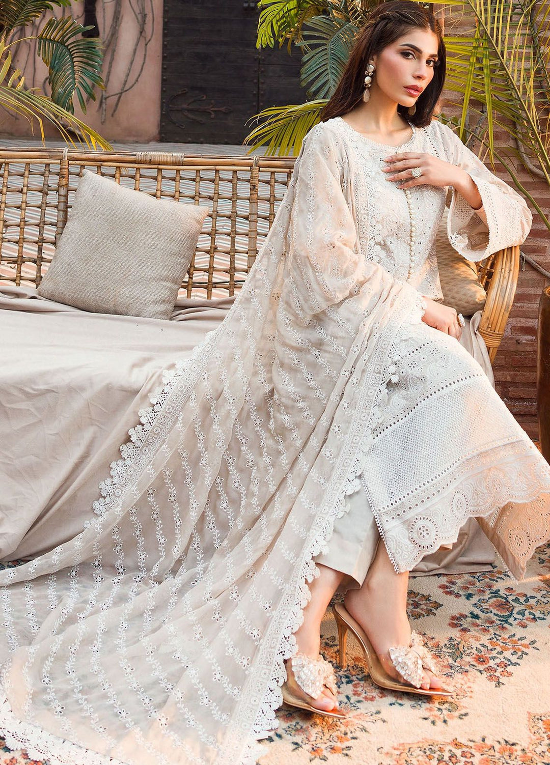 Motifz Embroidered Lawn Suits Unstitched 3 Piece MT24P2 4434-Shabnam - Summer Collection