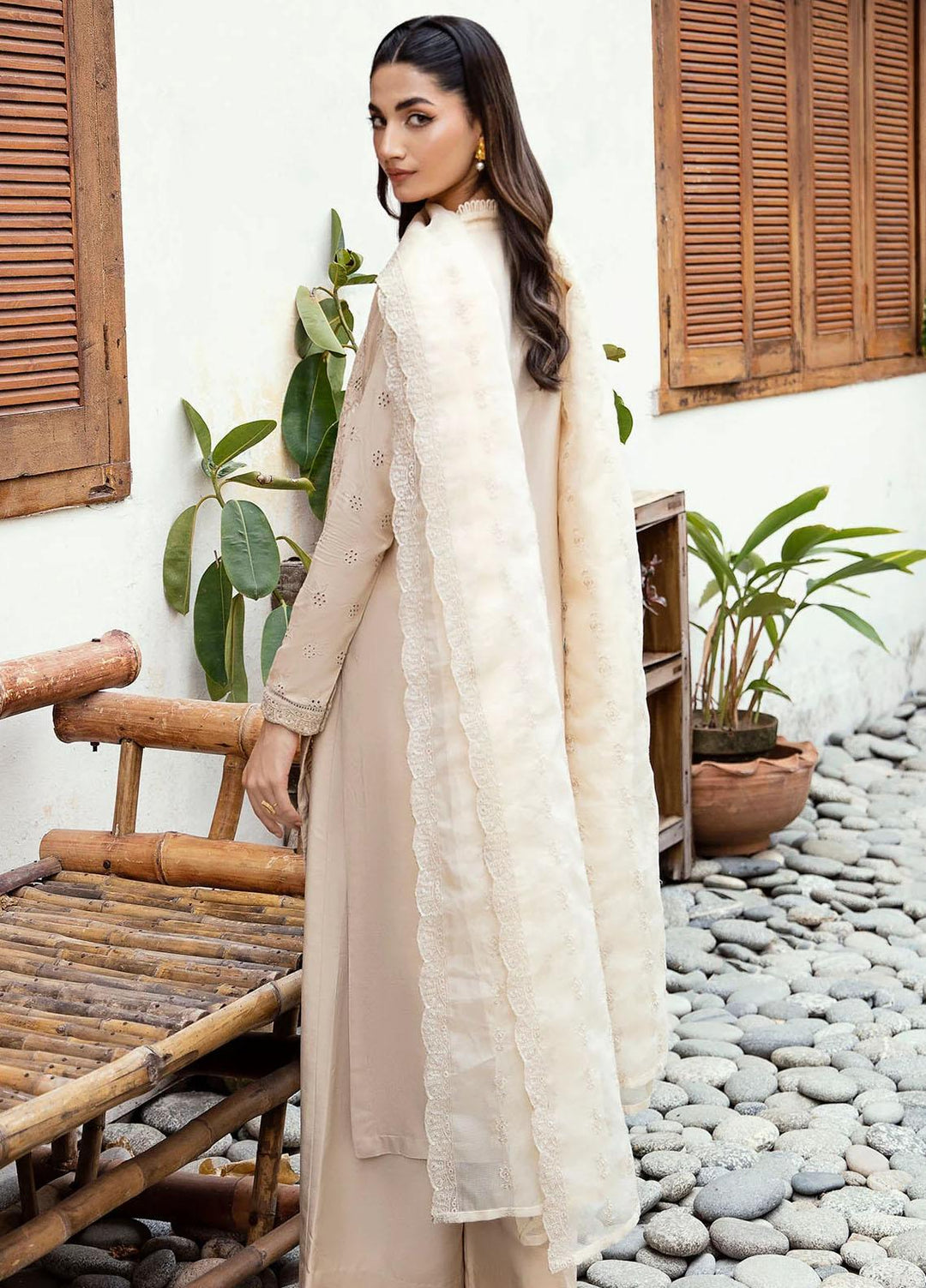Motifz Embroidered Linen Suits Unstitched 3 Piece MT23L MWU04267 Marvi - Premium Collection