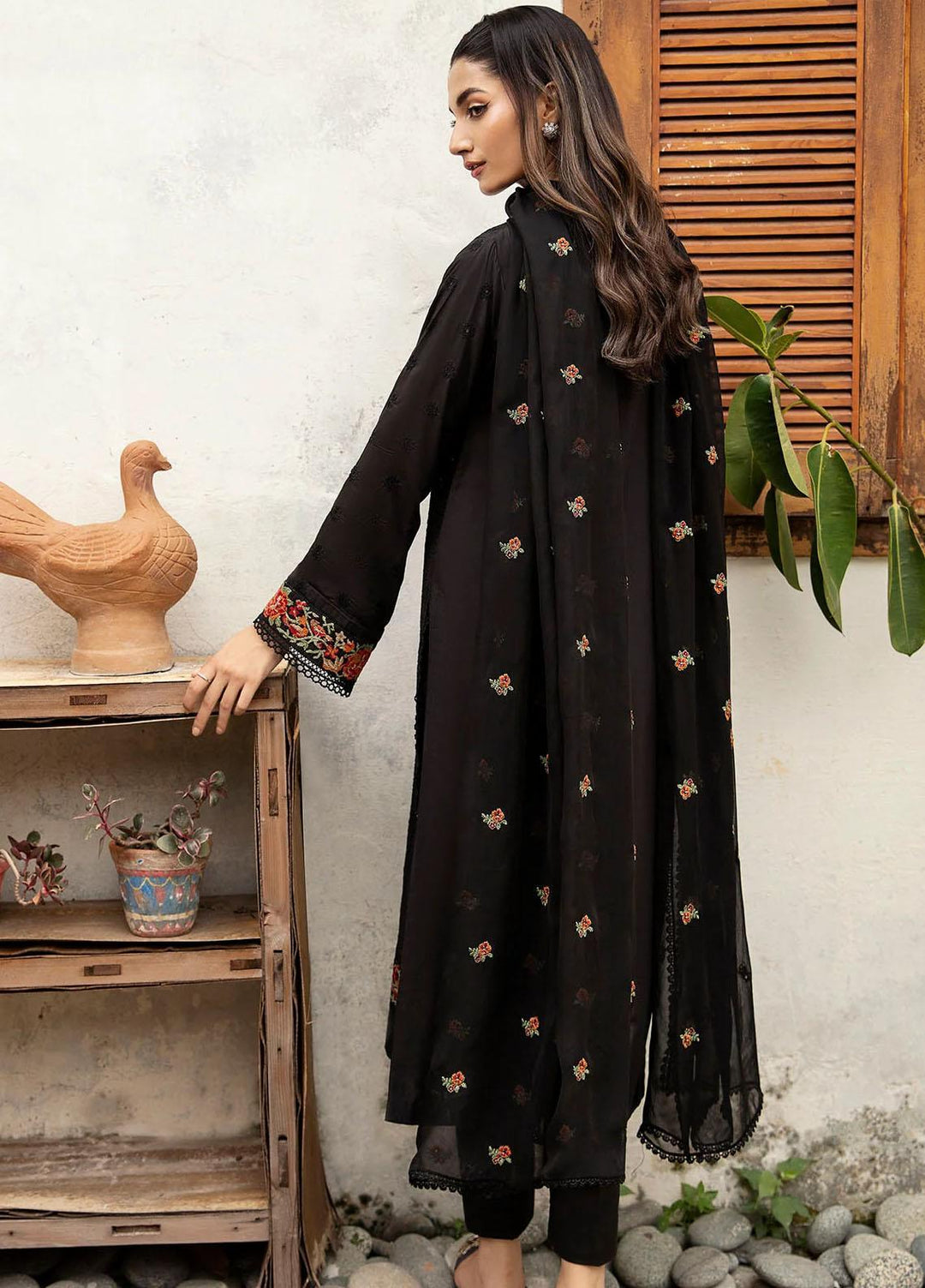 Motifz Embroidered Linen Suits Unstitched 3 Piece MT23L MWU04268 Amalfi - Premium Collection