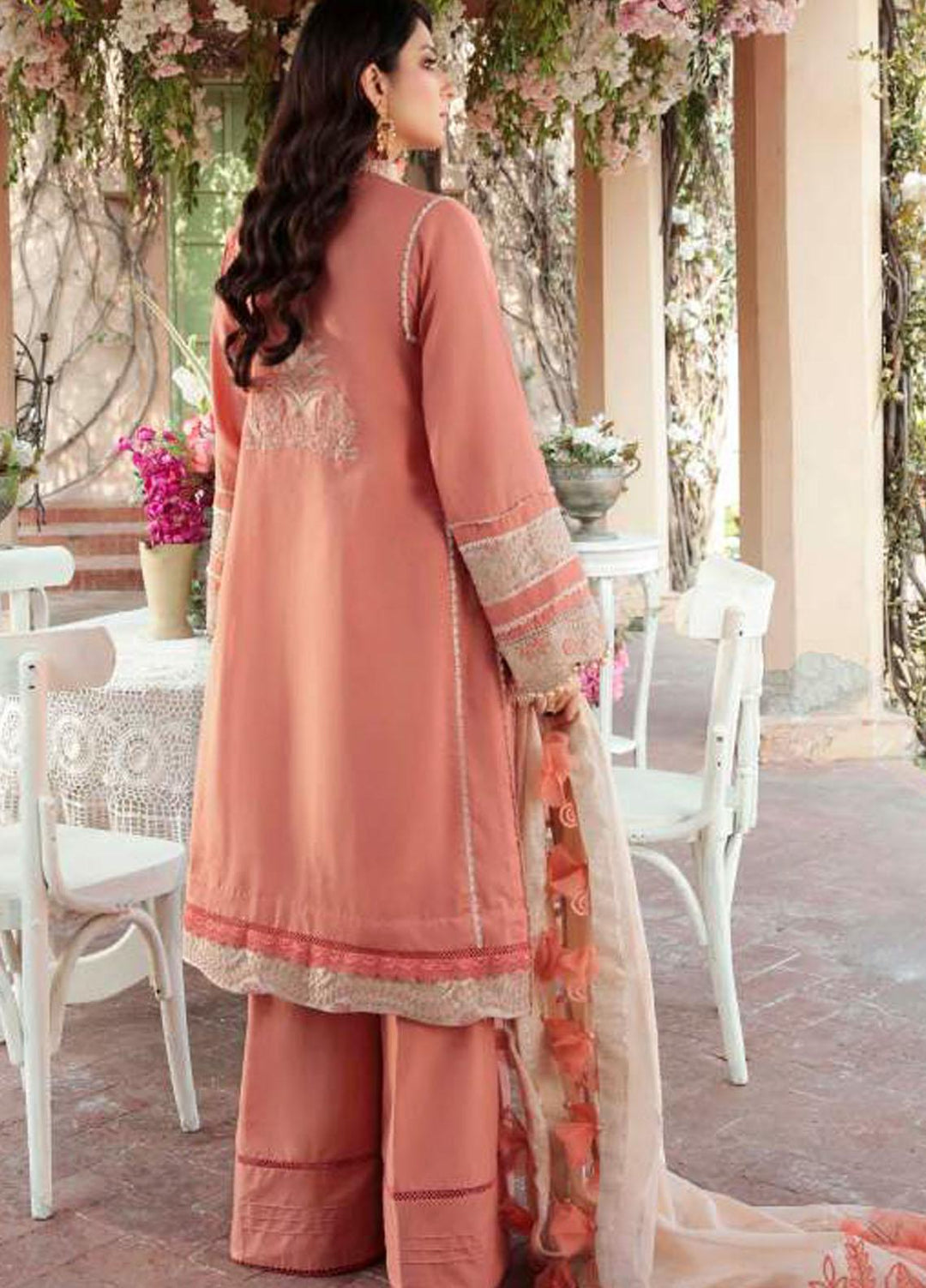 Motifz Embroidered Lawn Suit Unstitched 3 Piece MT22PL 3202 RANI BAGH - Premium Collection