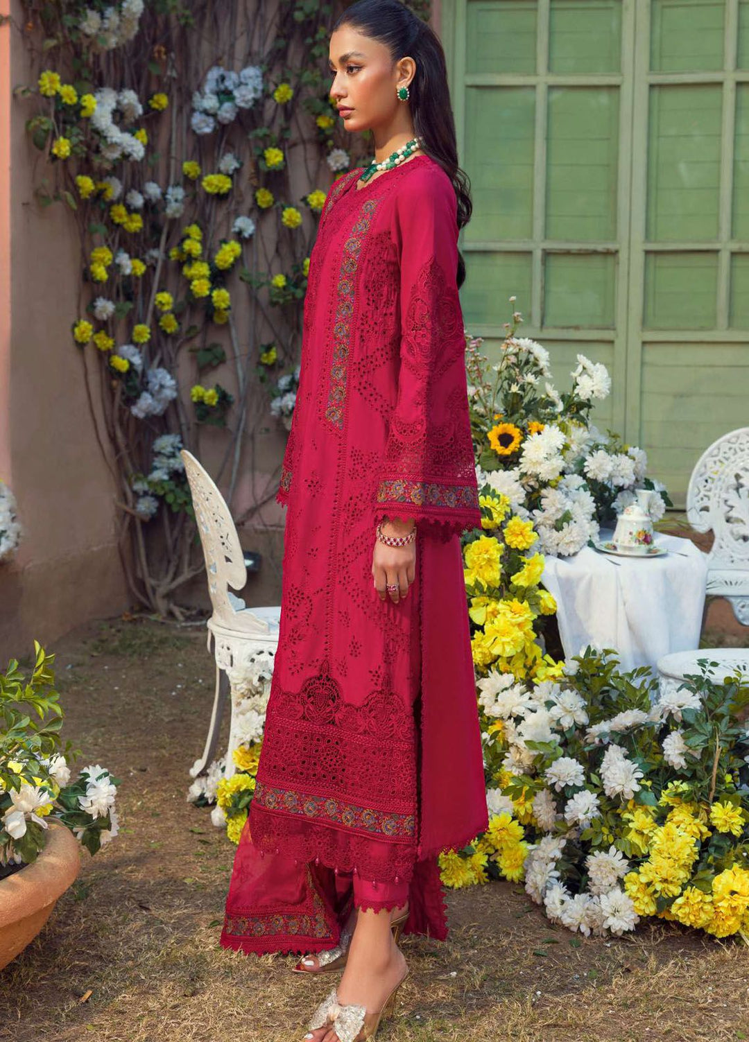 Motifz Premium Embroidered Lawn Suit Unstitched 3 Piece MT24P 4425 Zohra Jabeen - Summer Collection