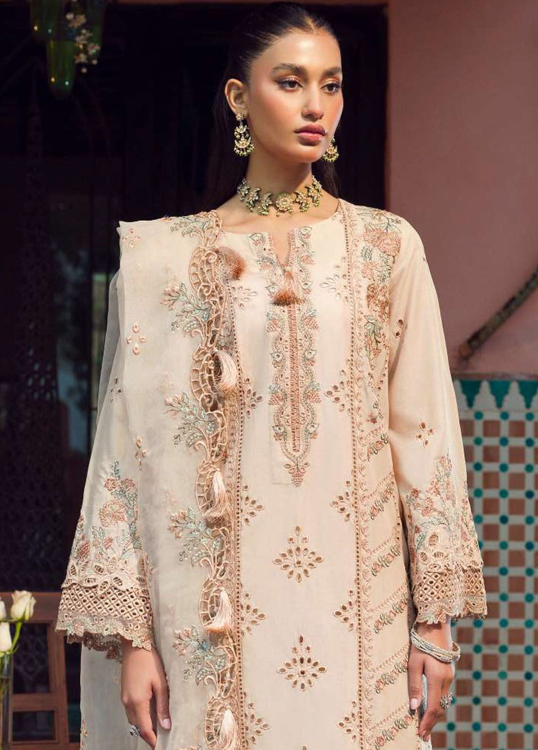 Motifz Premium Embroidered Lawn Suit Unstitched 3 Piece MT24P 4426 Janat - Summer Collection