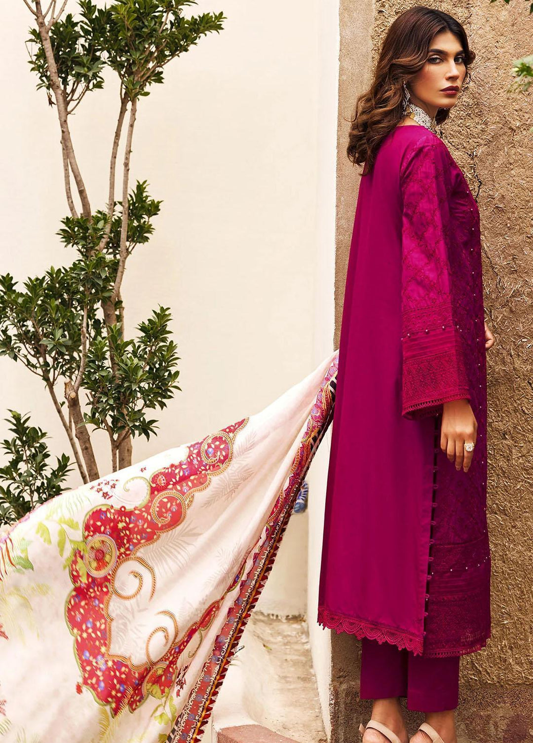 Motifz Embroidered Lawn Suits Unstitched 3 Piece MT23-P2 3979 ARZOU - Premium Collection