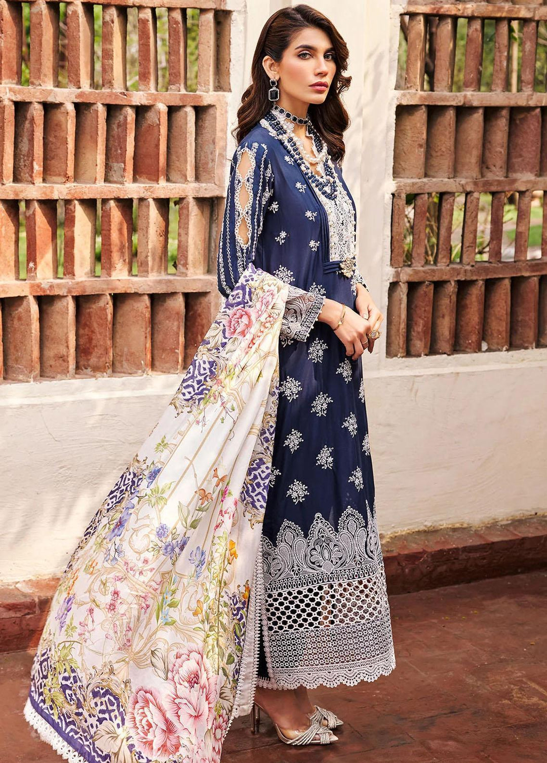 Motifz Embroidered Lawn Suits Unstitched 3 Piece MT23-P2 3983 SIBEL - Premium Collection