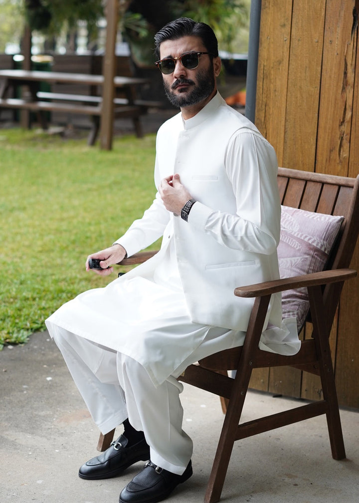 Farmanrawa by Buraq Mens RTW Solids Wash N Wear 3 Piece Suit Noor Casual Collection