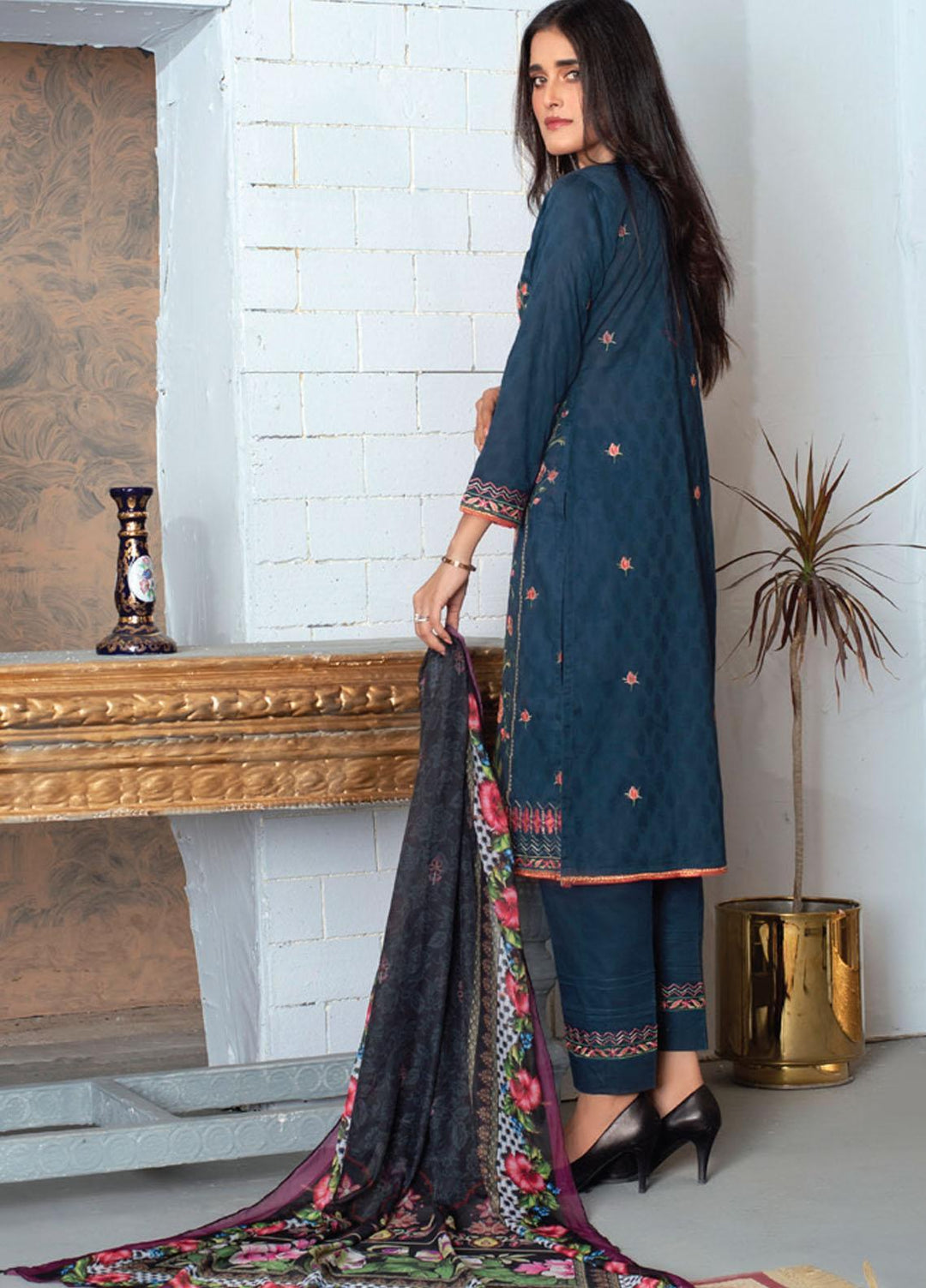 MTF Embroidered Lawn Suits Unstitched 3 Piece MTF21EE 06 - Summer Collection