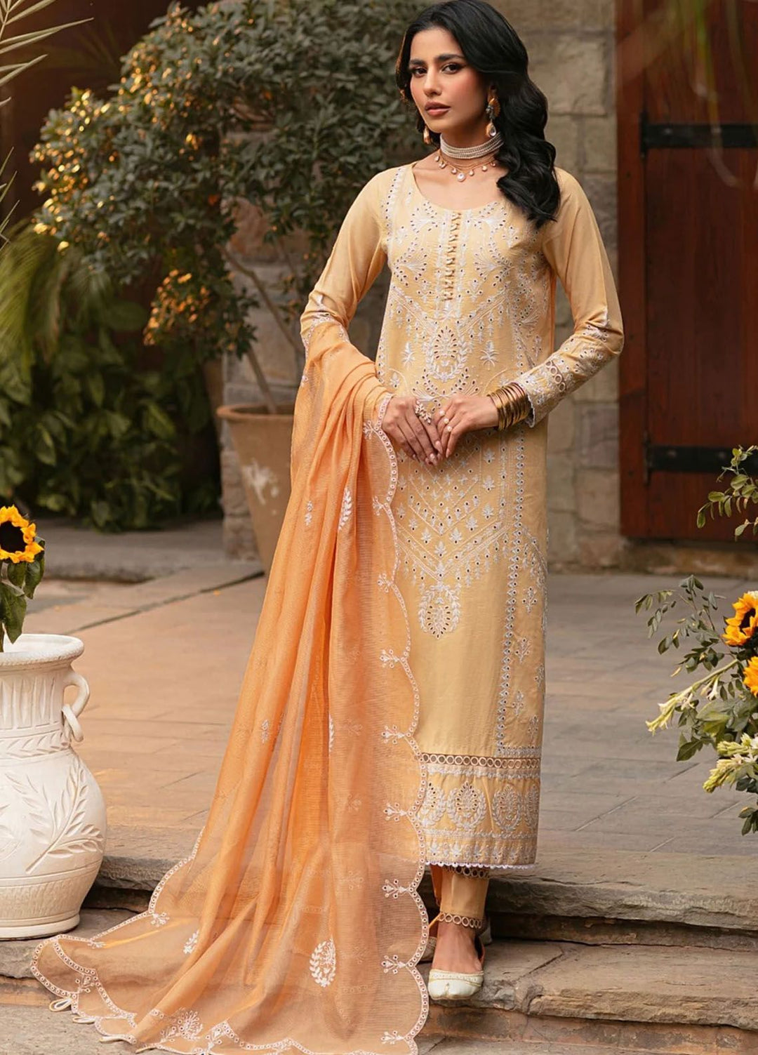 Muntazir By Mohagni Embroidered Lawn Suit Unstitched 3 Piece MG24ML CM-05 - Luxury Summer Collection