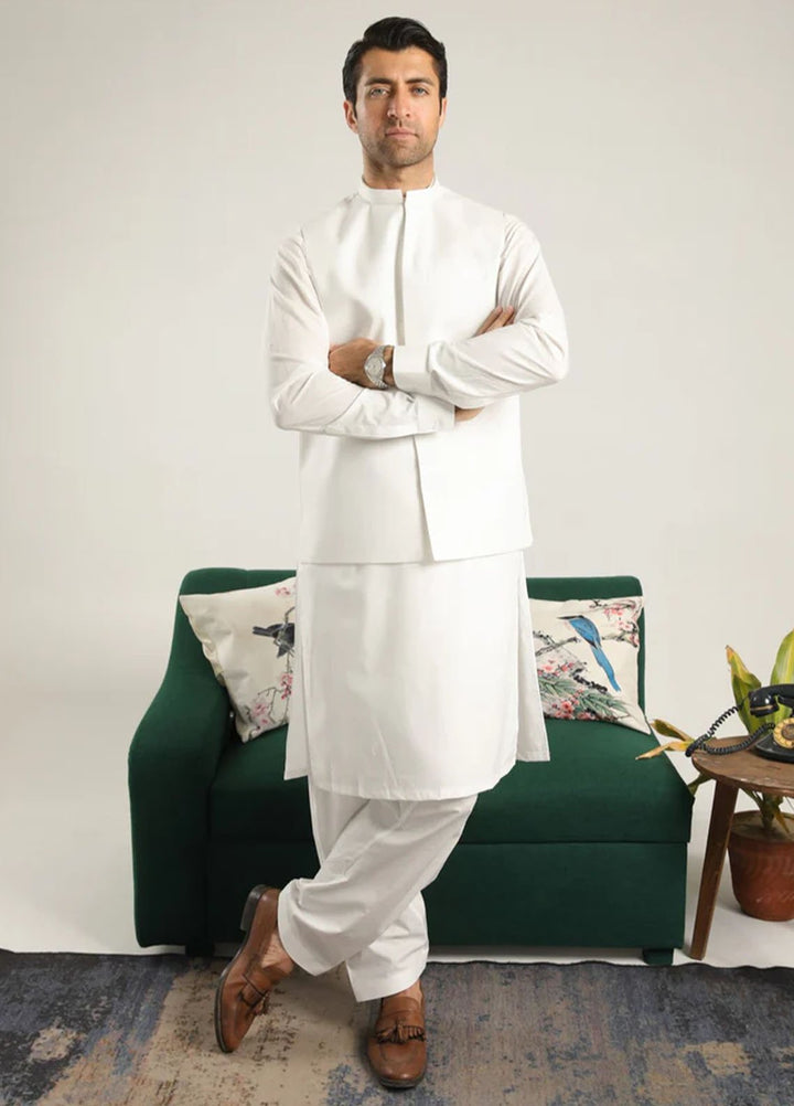 Muraqsh Plain Cotton 3 Piece Suit MUR-OWCKS