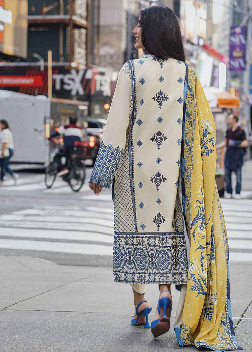 Mushq Embroidered Karandi Suits Unstitched 3 Piece MQ21BW MW21-03 Chelsea - Winter Collection