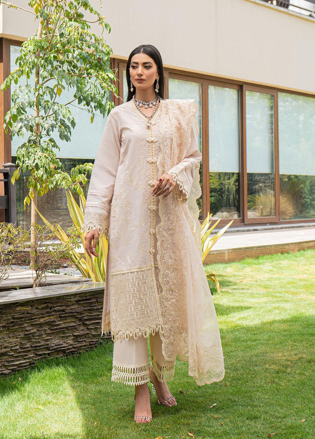 Mushq Ready to Wear  Lawn 3 Piece Dress MQ22MC MCP2-04 CRYSTAL