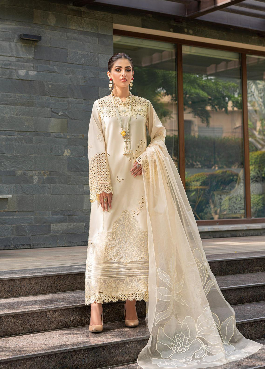 Mushq Ready to Wear  Lawn 3 Piece Dress MQ22MC MCP2-09 CREAM BLUSH