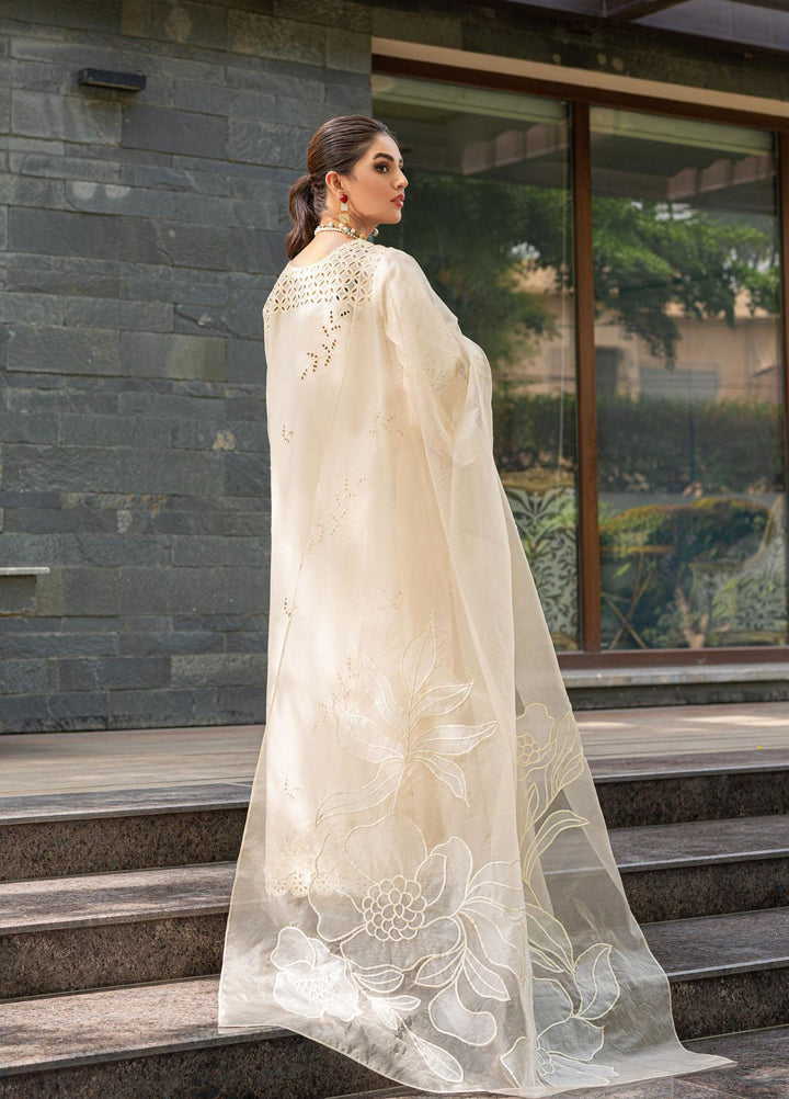 Mushq Ready to Wear  Lawn 3 Piece Dress MQ22MC MCP2-09 CREAM BLUSH