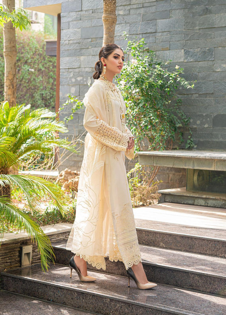 Mushq Ready to Wear  Lawn 3 Piece Dress MQ22MC MCP2-09 CREAM BLUSH