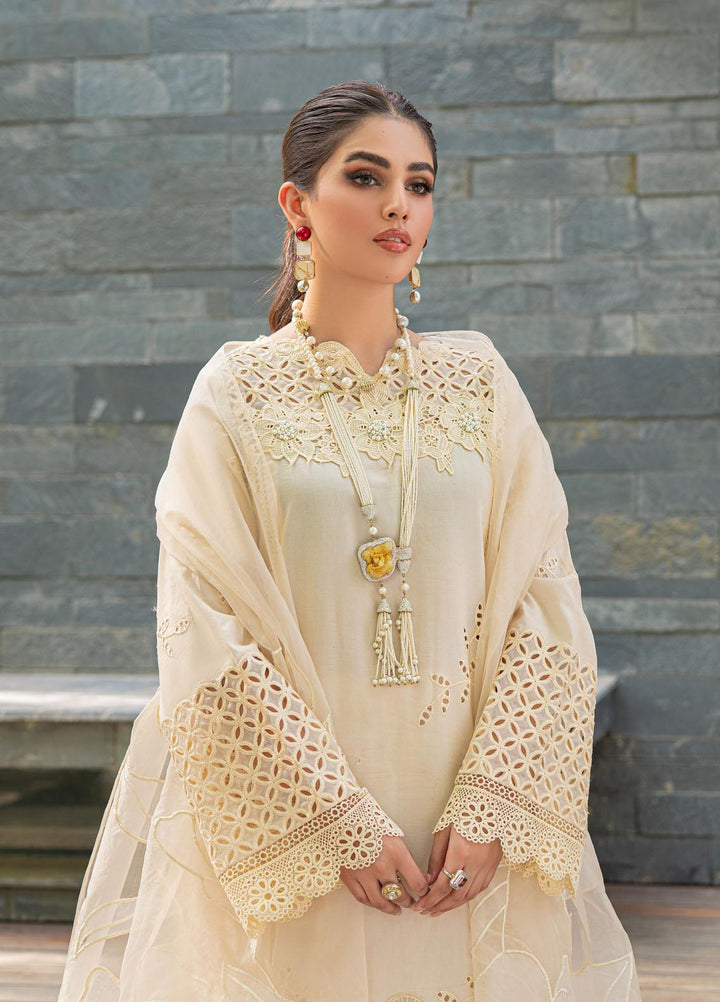 Mushq Ready to Wear  Lawn 3 Piece Dress MQ22MC MCP2-09 CREAM BLUSH