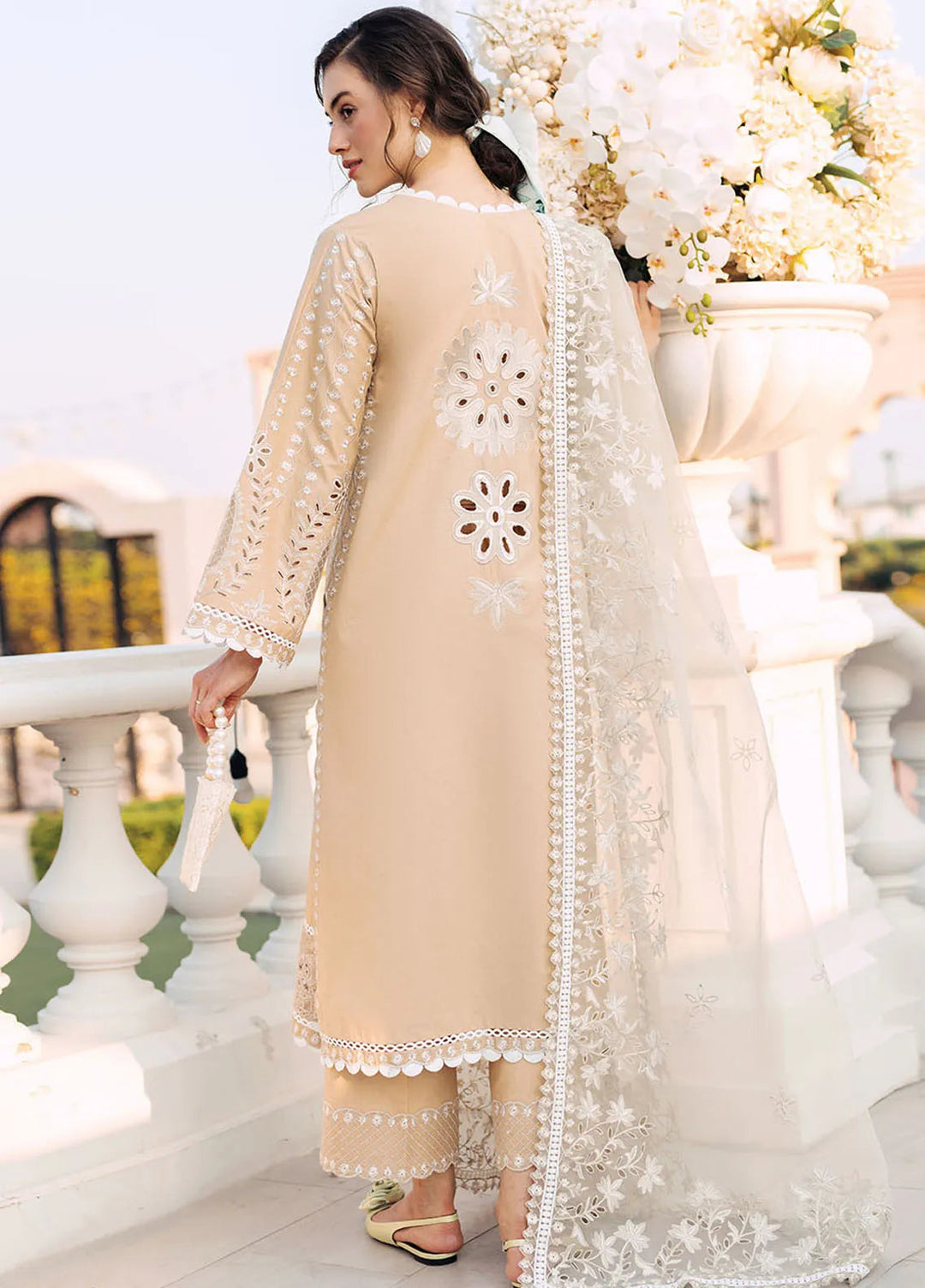 Mushq Pret Casual Lawn 3 Piece Suit D-02 Divine Desert