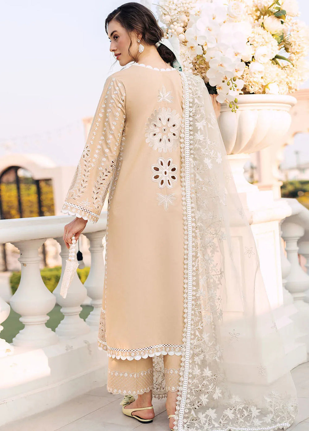 Mushq Pret Casual Lawn 3 Piece Suit D-02 Divine Desert