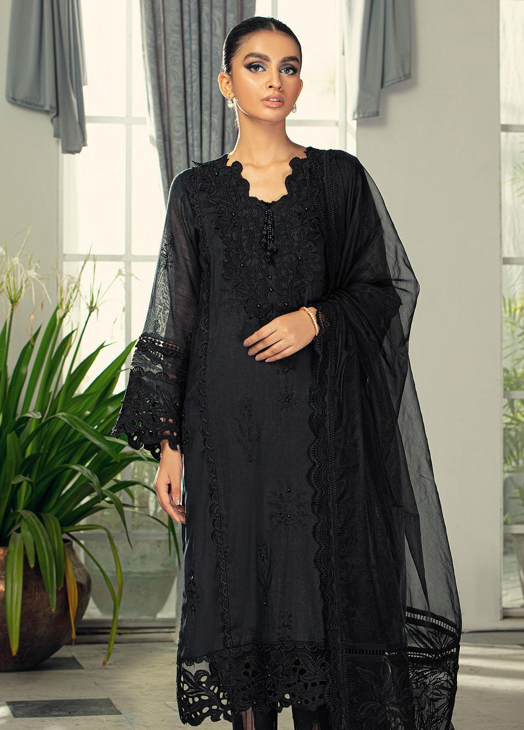 Mushq Pret Formal Khaddi Net 3 piece Suit MQ21M 02 Maya