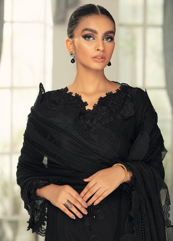 Mushq Pret Formal Lawn 3 Piece Suit MQ21M 05 Midnight Desire