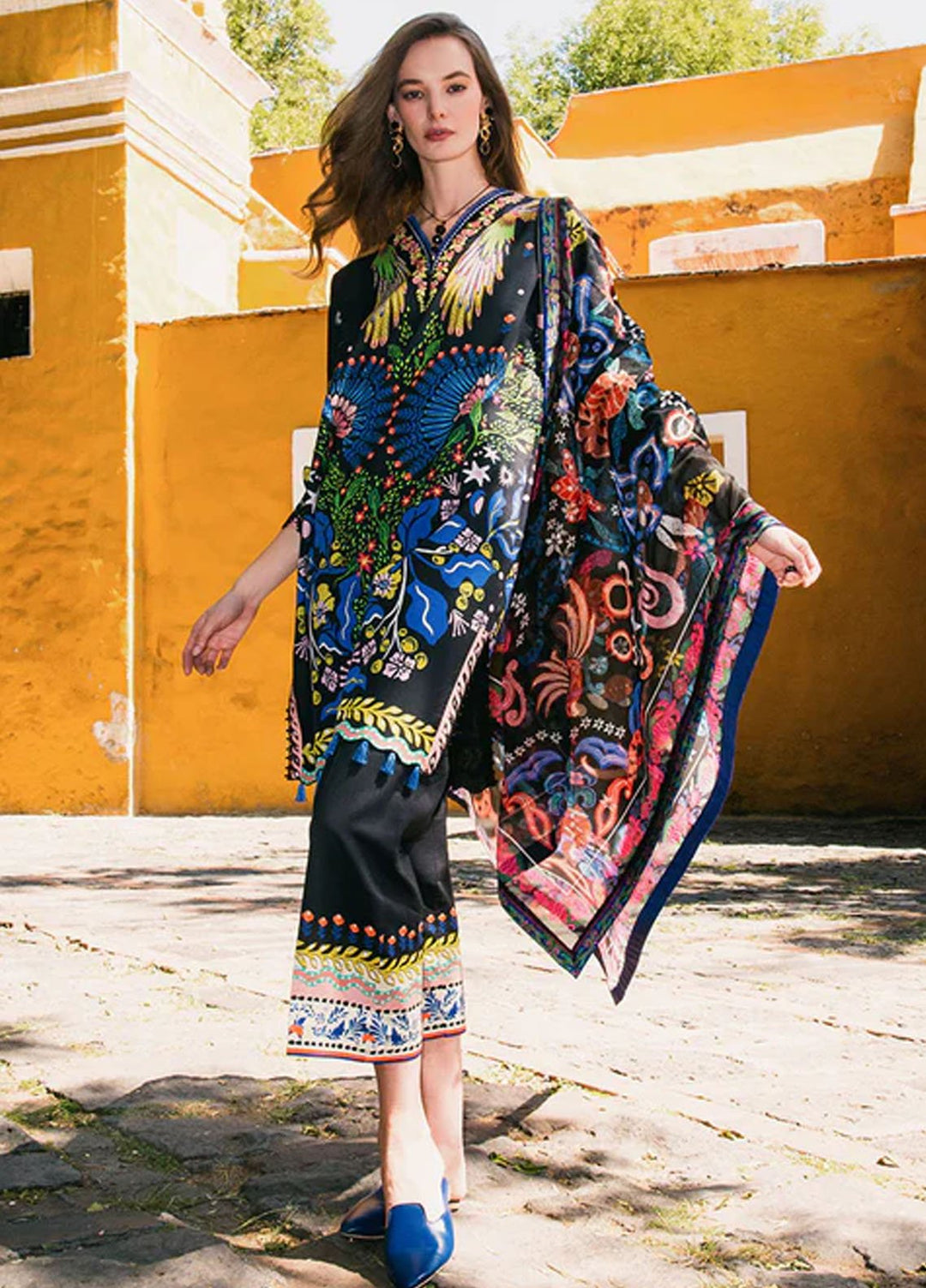 Mushq Printed Lawn Suits Unstitched 3 Piece MQ25LD2D 2-A Spri ng Bouquet - Summer Collection