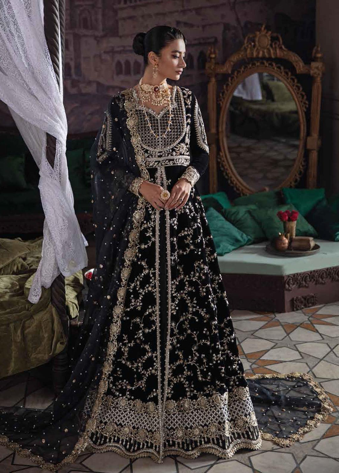 Tehzeeb By Mushq Embroidered Velvet Suits Unstitched 3 Piece MQ21T MV21-05 Bina - Luxury Collection