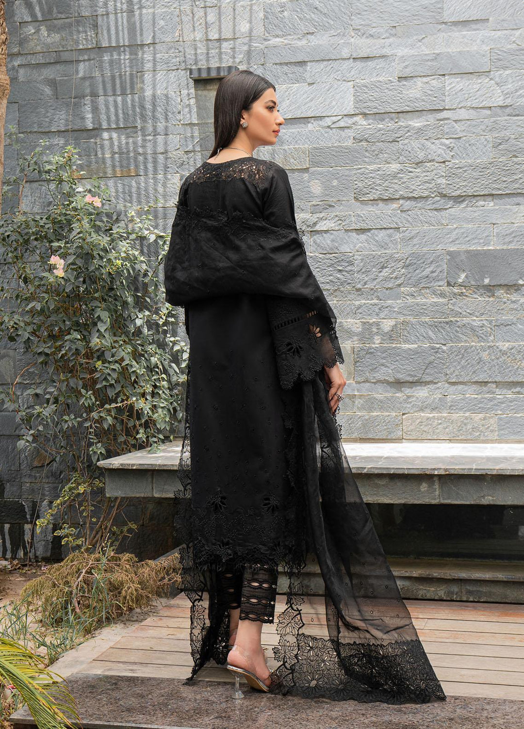 Mushq Ready to Wear  Lawn 3 Piece Dress MQ22ZN MMC22-04 BLAZE