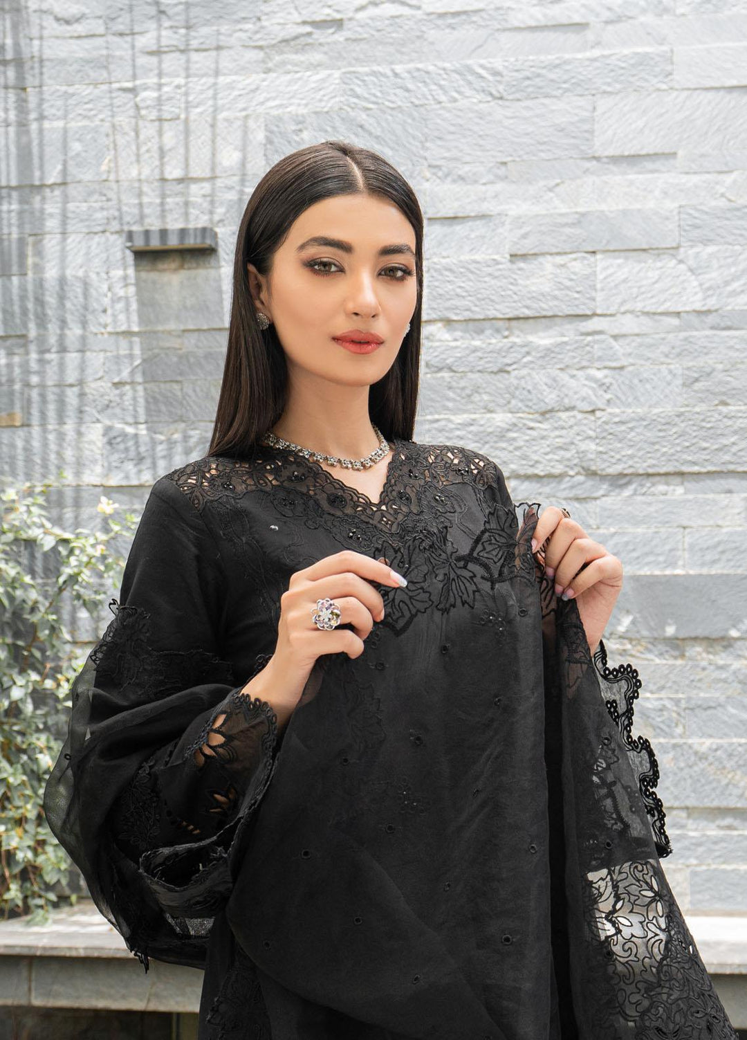 Mushq Ready to Wear  Lawn 3 Piece Dress MQ22ZN MMC22-04 BLAZE