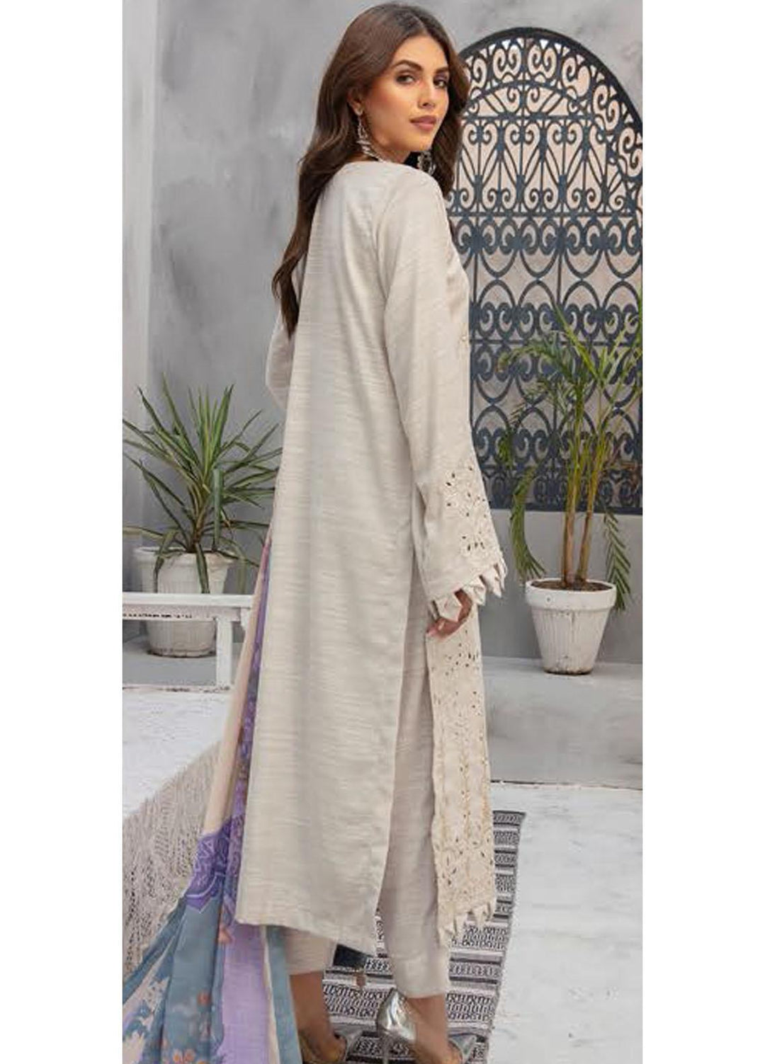 Muskaan by Riaz Arts Embroidered Leather Peach Suits Unstitched 3 Piece RA21MK D-05 - Winter Collection