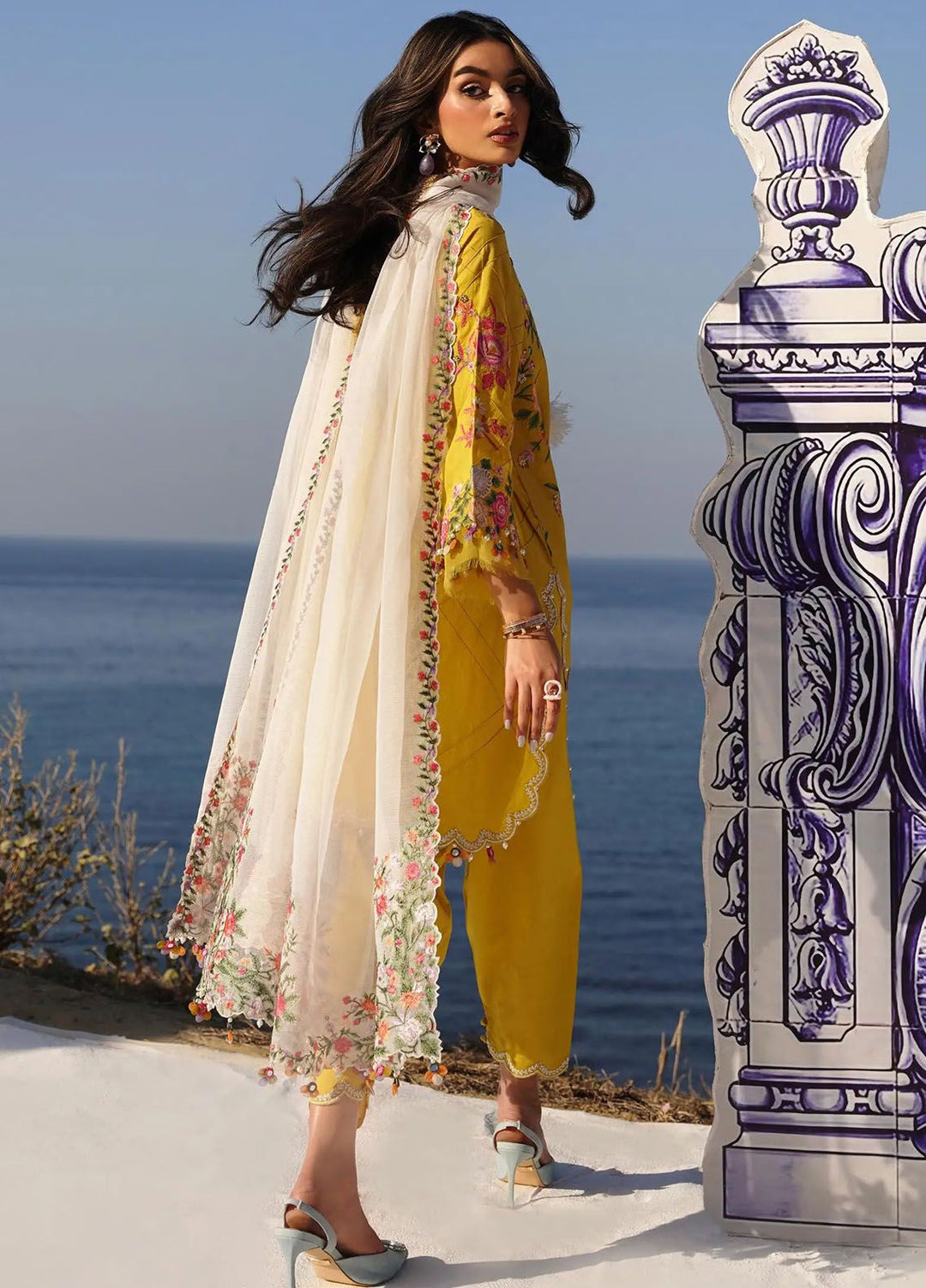 Muzlin By Sana Safinaz Embroidered Lawn Suits Unstitched 3 Piece SS24MZ 2A - Spring Summer Collection