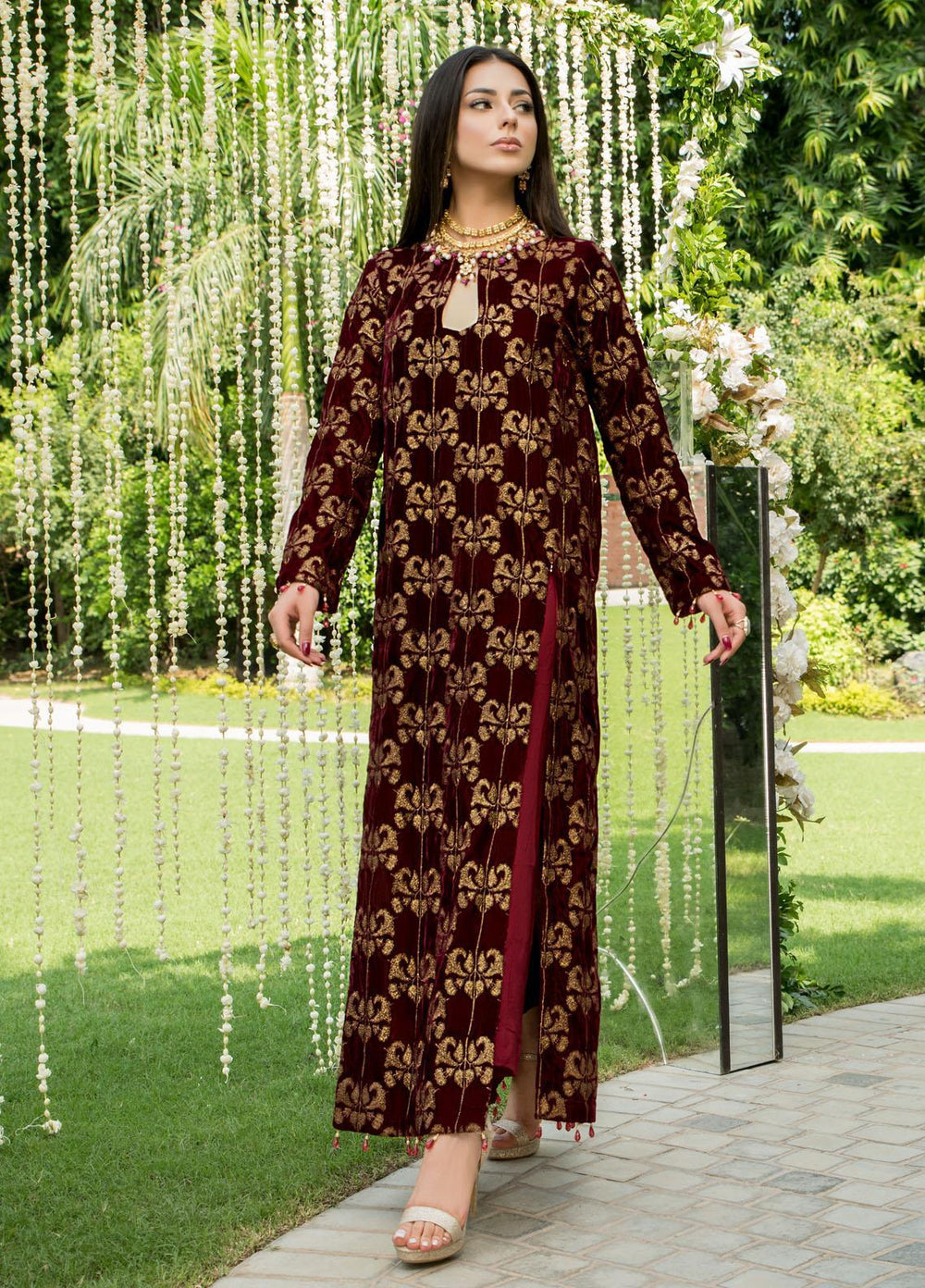 Naayas Luxury Pret  Velvet 2 Piece Dress NA22ELV Maroon Luxe
