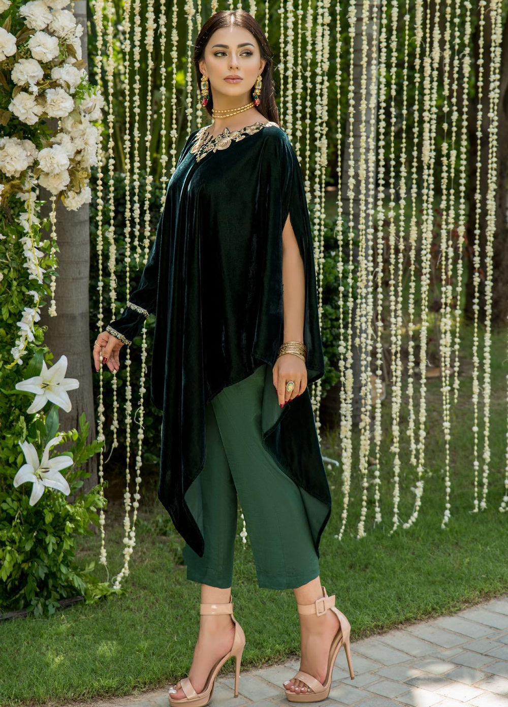 Naayas Luxury Pret  Velvet Shirt NA22ELV Emerald cape