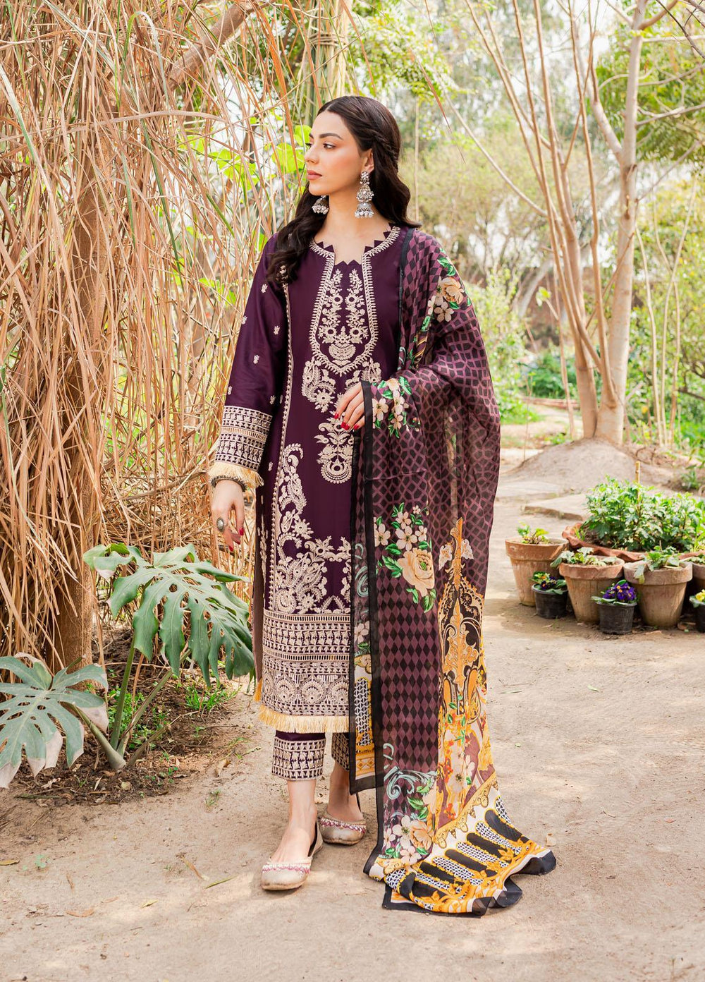 Naayas Embroidered Lawn Suits Unstitched 3 Piece NA23SL Mauve - Summer Collection