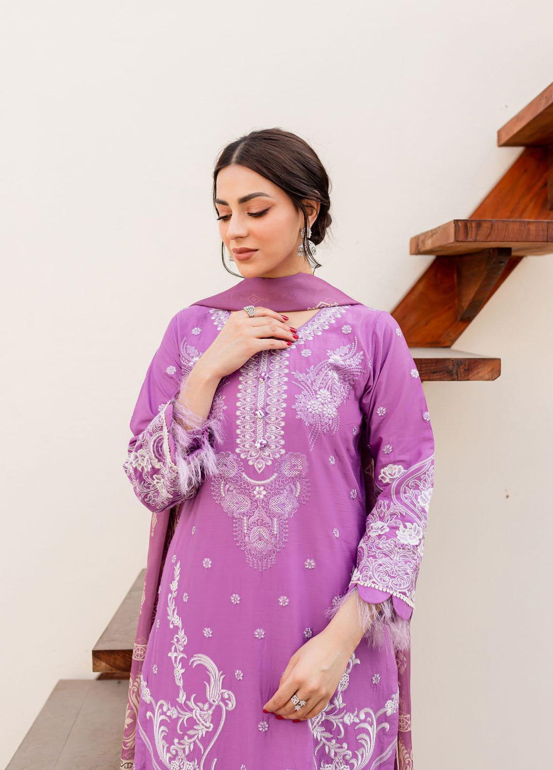 Naayas Embroidered Lawn Suits Unstitched 3 Piece NA23SL Lavender - Summer Collection