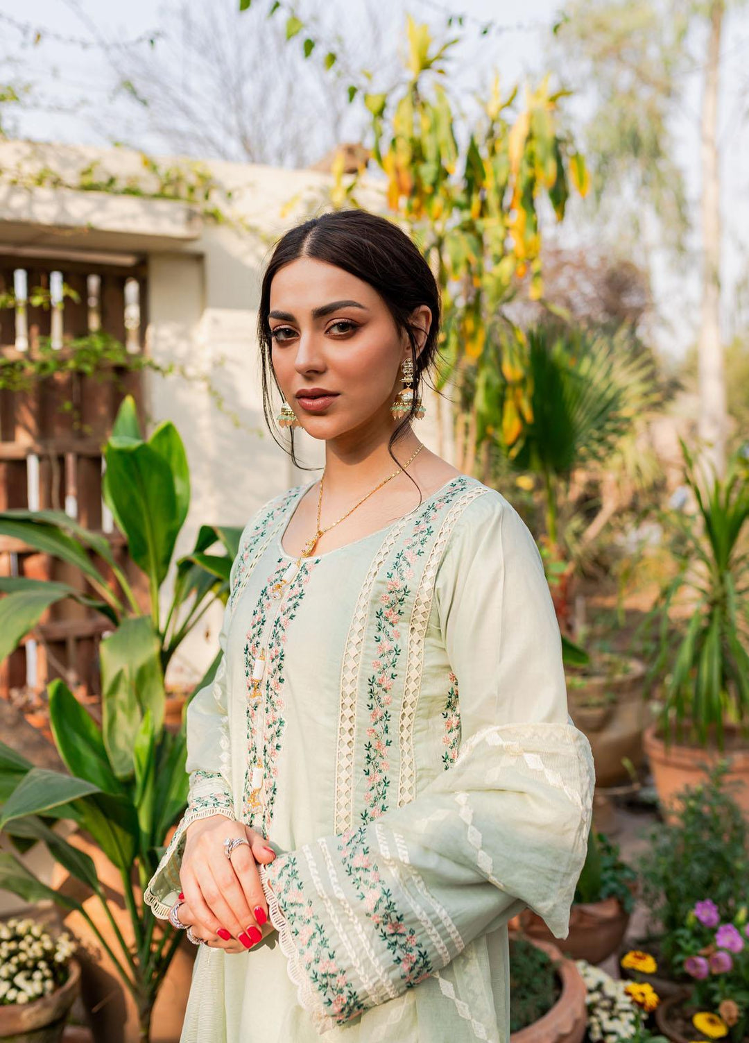 Naayas Embroidered Lawn Suits Unstitched 3 Piece NA23SL Debbagh mint - Summer Collection