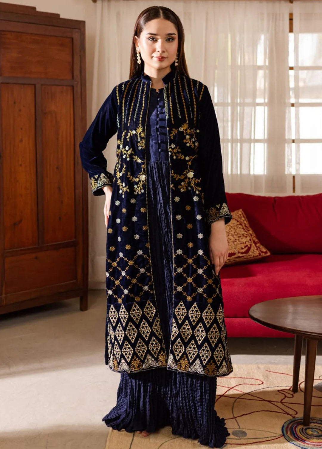 Naayas Luxury Pret Embroidered Velvet 3 Piece Suit Bluesia