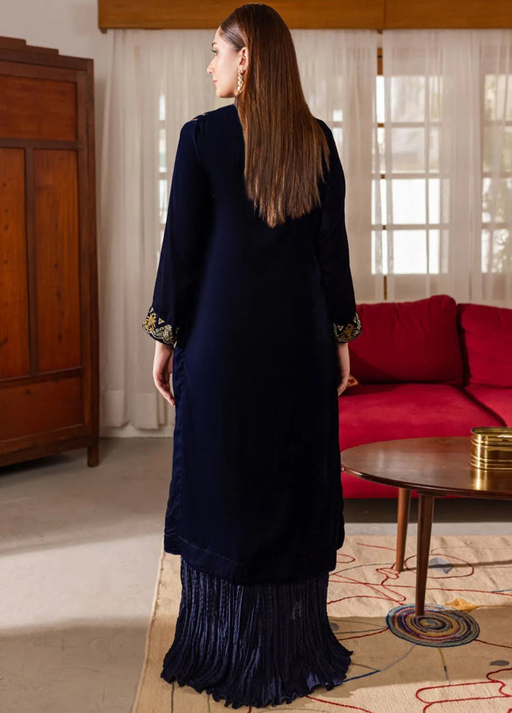 Naayas Luxury Pret Embroidered Velvet 3 Piece Suit Bluesia