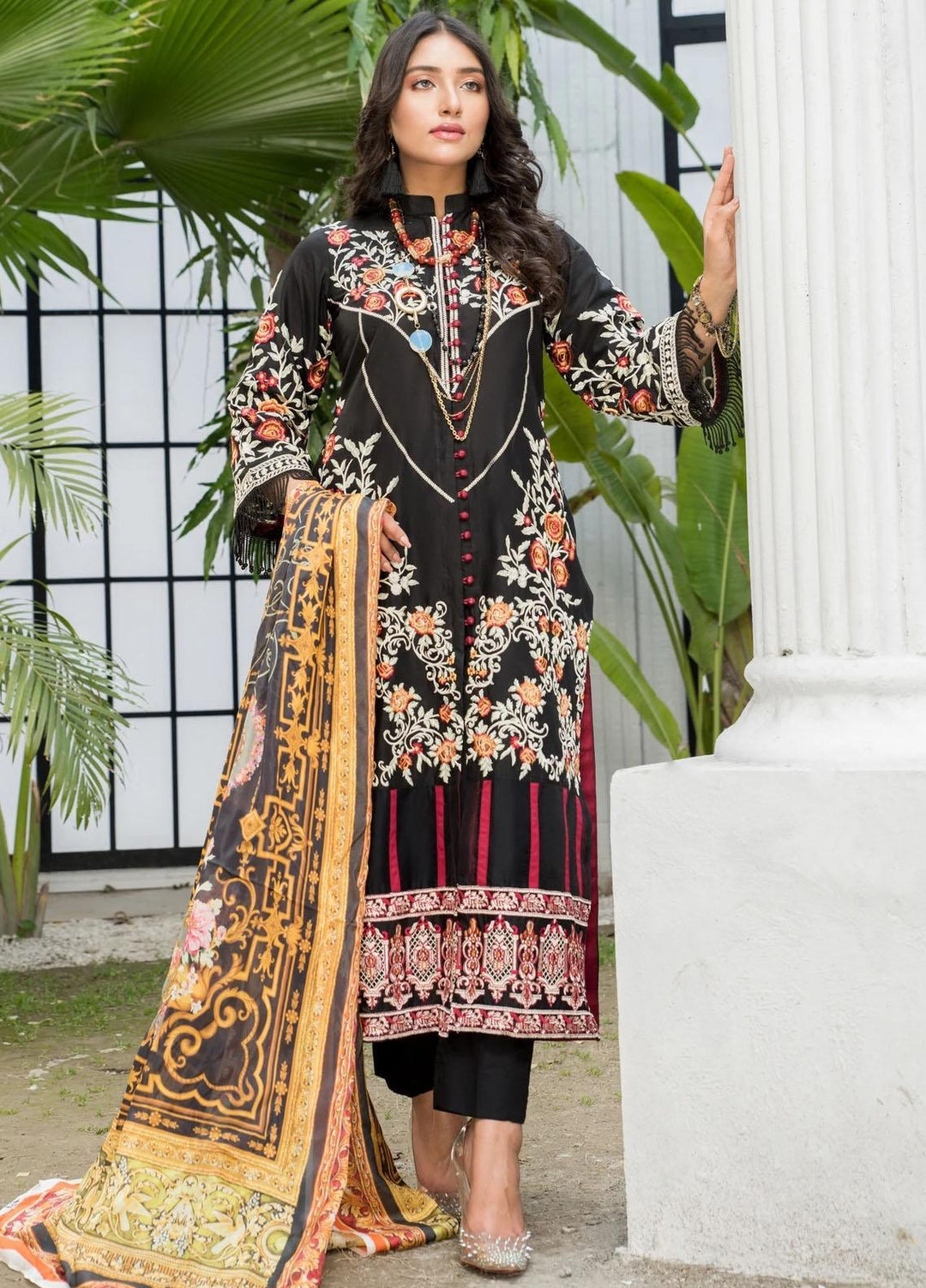 Naayas Luxury Pret  Lawn Shirt Zwaar Black