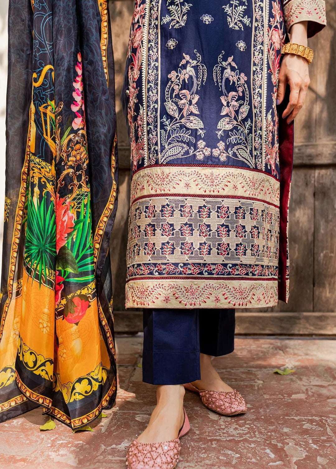 Naayas Embroidered Lawn Suits Unstitched 3 Piece NS23E Elmas - Eid Collection