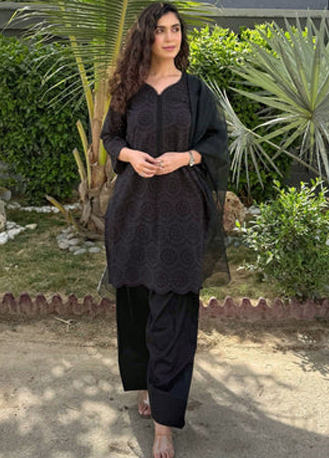 Naaz Couture Pret Embroidered Lawn 3 Piece Suit Farshi Chikankari- Black