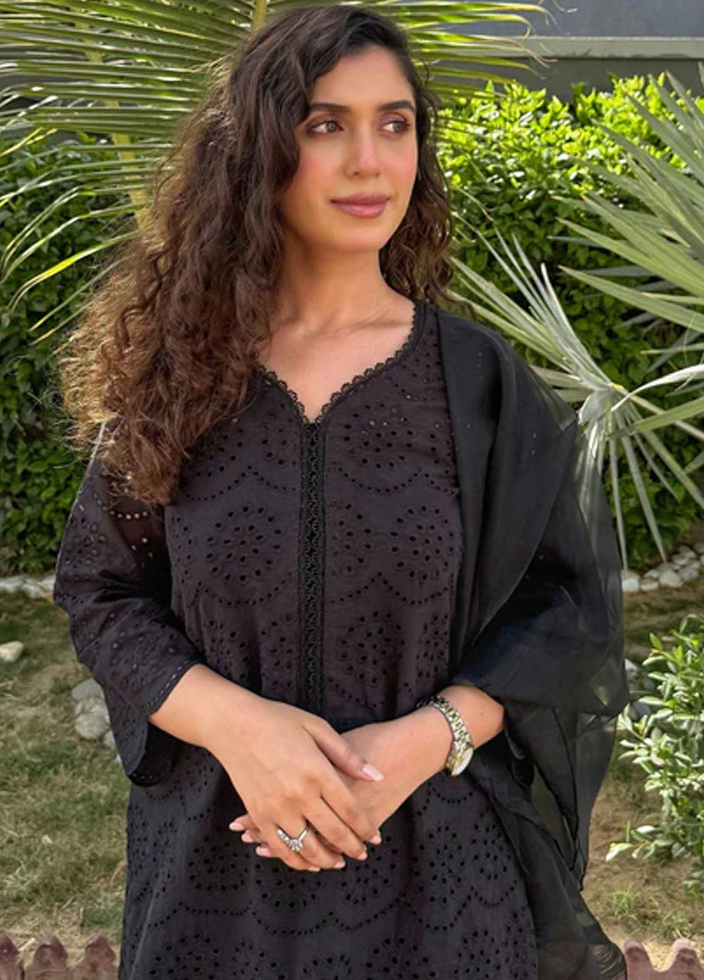 Naaz Couture Pret Embroidered Lawn 3 Piece Suit Farshi Chikankari- Black