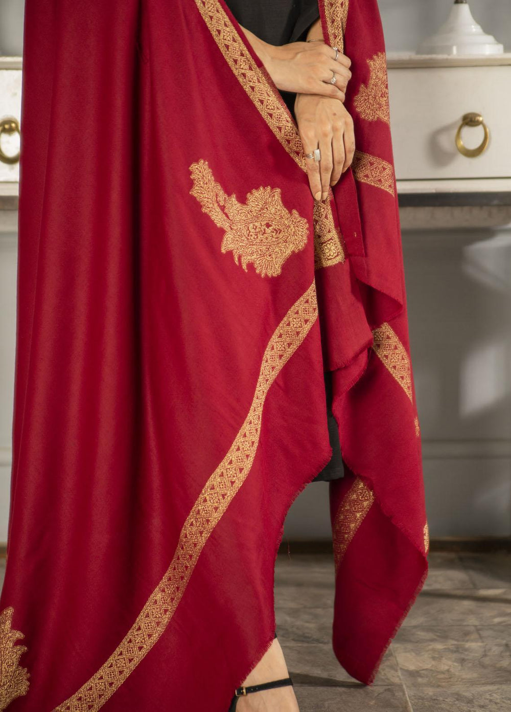 Naaz Couture   Maroon Pashmina Wool Jacquard Shawl - Winter Shawls