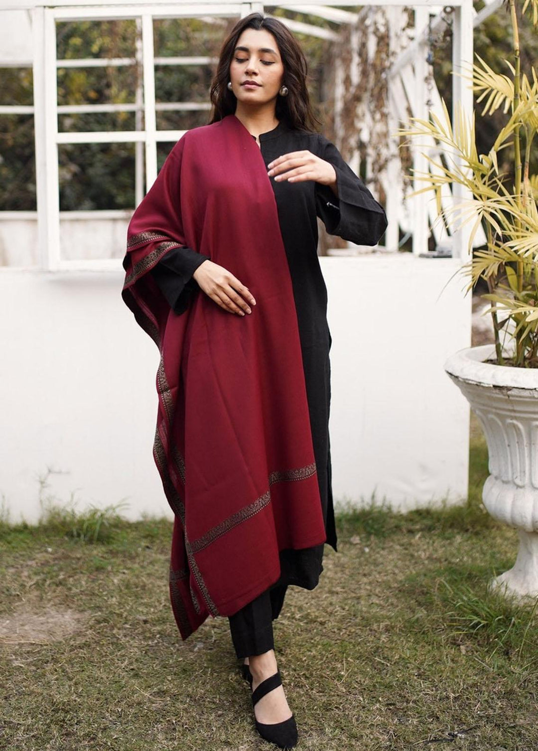 Naaz Couture    Maroon Pure Pashmina Wool Border - Women Shawls
