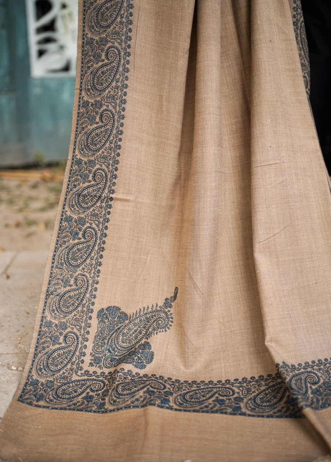 Naaz Couture    Handmade Hazelnut Beige Kashmiri Pashmina - Women Shawls