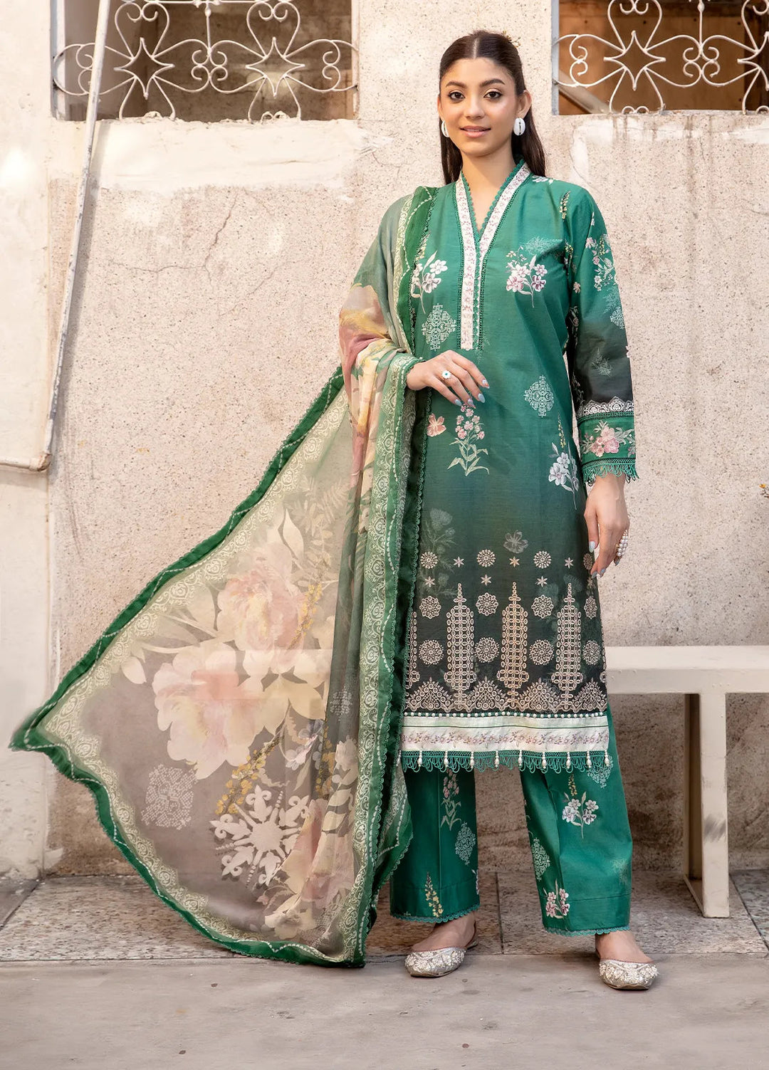 Nana Ka Ghar by Meerak Pret Chikankari Lawn 3 Piece Suit Mahpara